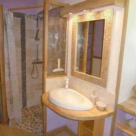 Guest house -moulin De Solaure- *